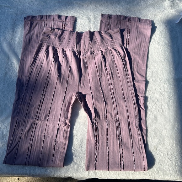 Prozis Crazy Comfortable Regular Waist Pants Light Lilac Size M/L - Picture 1 of 5